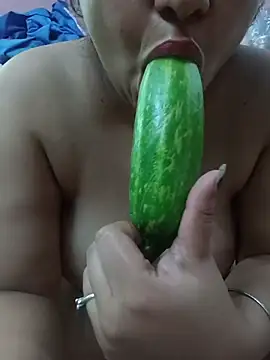 your_Fantasy24 webcam