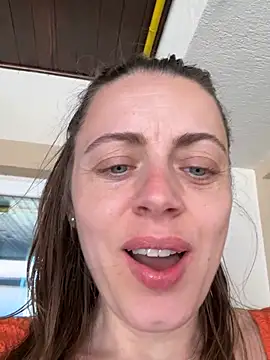 ladywithbigass webcam
