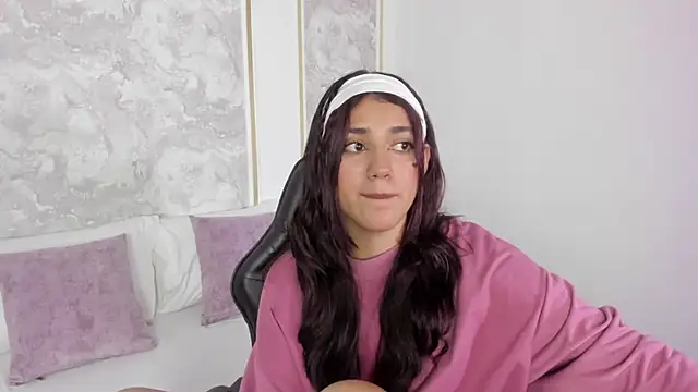cristin_collins webcam