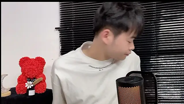 GUCCI-BOY1314 webcam