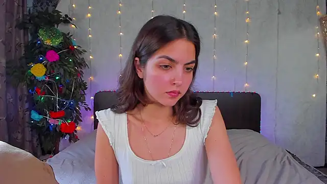 Milana_Crystal_ webcam