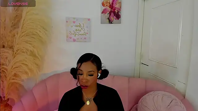 bruneettklaryss webcam