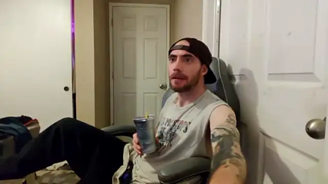 Huntzg23 webcam