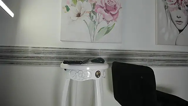 kristen-thomson webcam