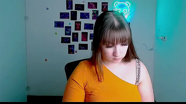 Tiffani_Angel webcam