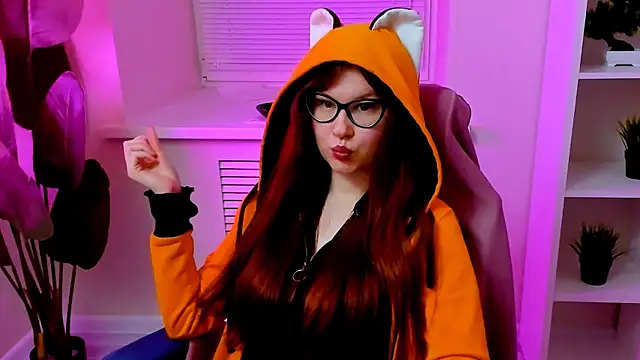 CarolGiggly webcam