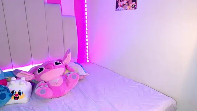 AliiceBrown_ webcam