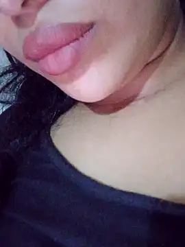 Sexlove1xo webcam