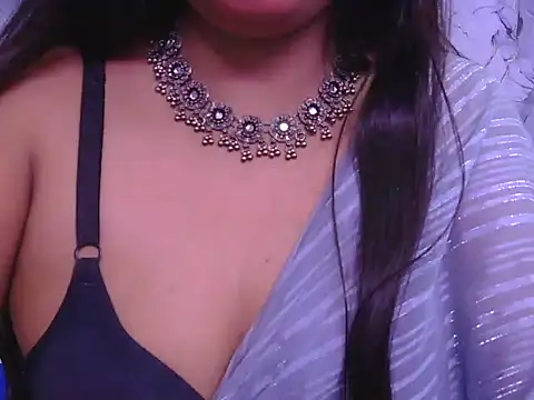 Aayesha-queen webcam