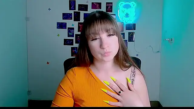 Tiffani_Angel webcam
