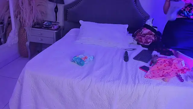 AbbyRogers1 webcam