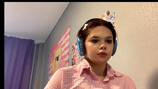 Iam_Eshly webcam