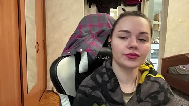 LeslySerna webcam