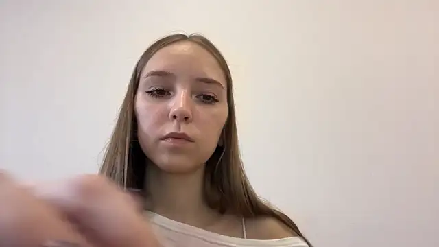 QueenBalensiefen webcam