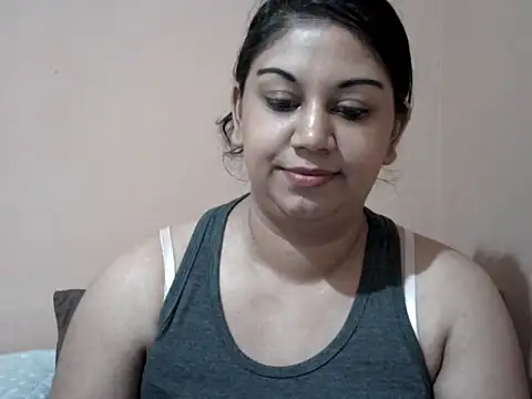 bellachow10 webcam