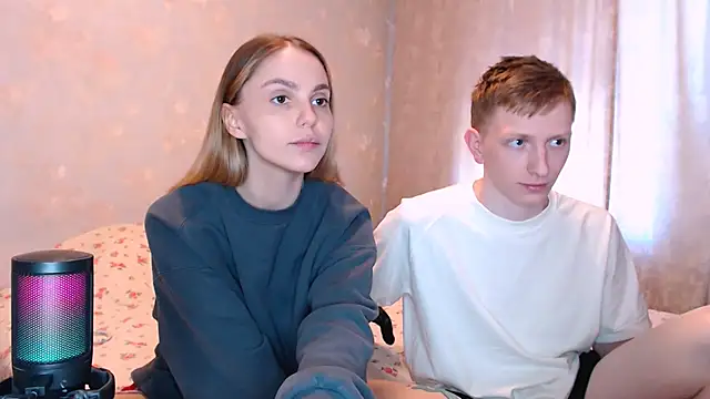 juliaanddima webcam