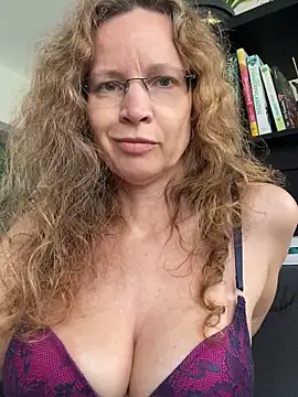 AnnikaRose webcam