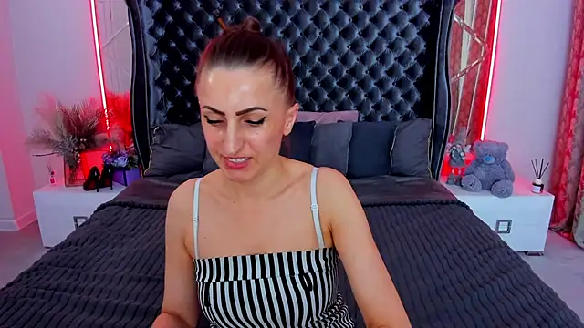 Rebecca_Diamond webcam