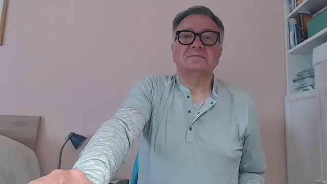 you6me (M grandpa) - Naked show cum