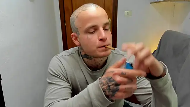 layneinchains webcam
