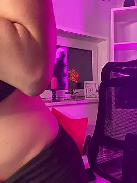 AnnikaRose webcam
