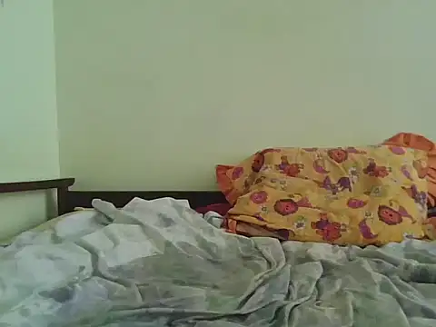 SoldierBoyy webcam