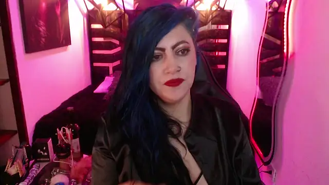 scarleth_blue webcam