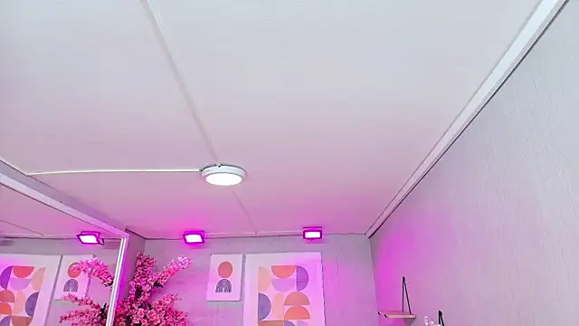 Maggy_t18 webcam