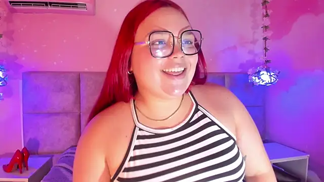 Lushi_Love webcam