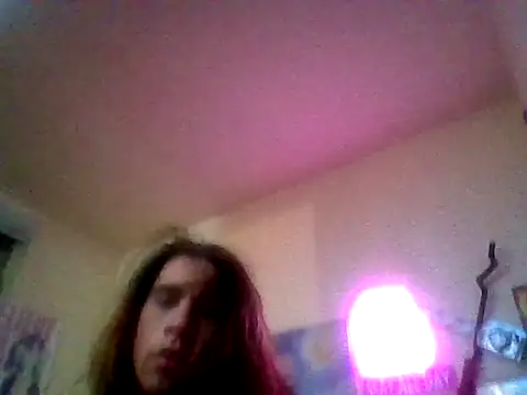 DanielleRavyyn webcam