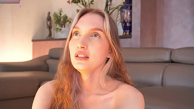 YvetteMilbrett webcam