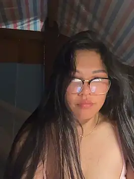 heodat-sexx - Heodat-sexx's free webcam - UK Sex Cams
