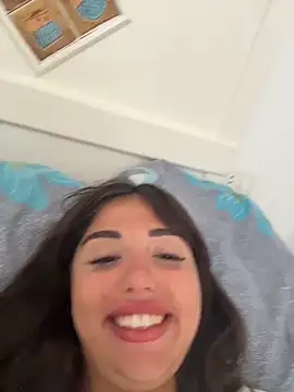 SilkyMira webcam
