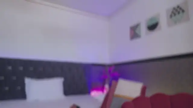EvieBliss webcam