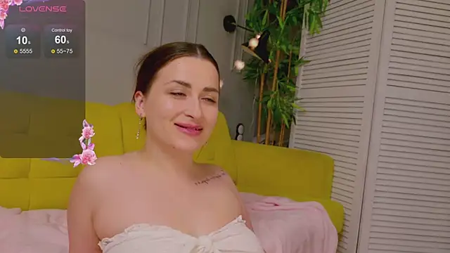 Alana_Lovee webcam
