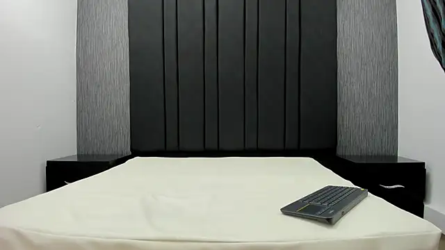simondwayne (M twink) - show cum