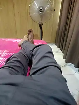 santhoshkannadaboy webcam