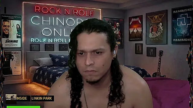 chino_roz webcam