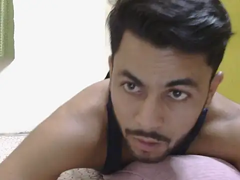 Stubborndesiboy webcam