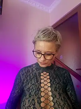 LunaBlaise webcam