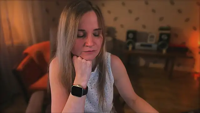 MiaSparkes webcam
