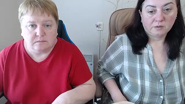 Lindy-Jeanie webcam