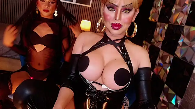 bigcocklatinats - BigCockLatinaTS's free webcam - UK Sex Cams