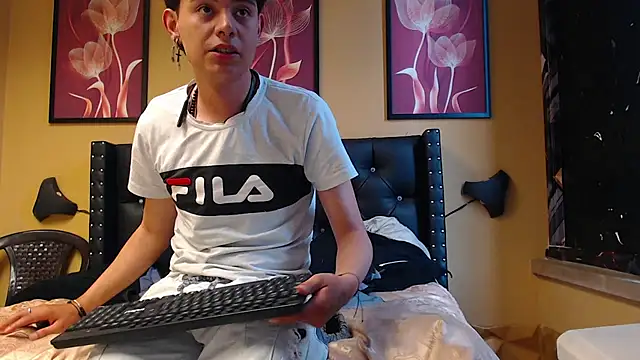 luckk_ (M twink) - show cum