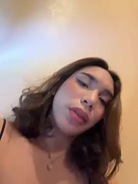 SideChick_Bunny Live Webcam on Stripchat