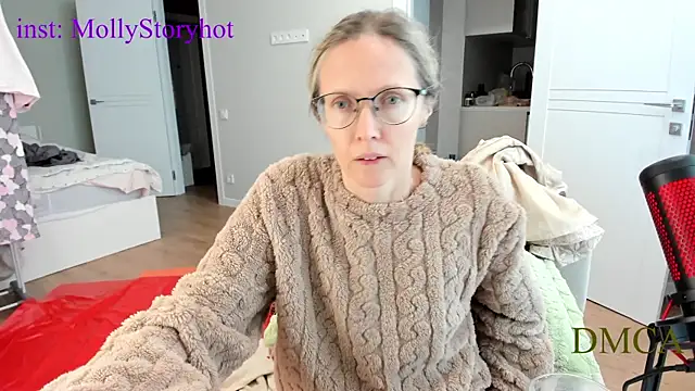 MollyStory webcam