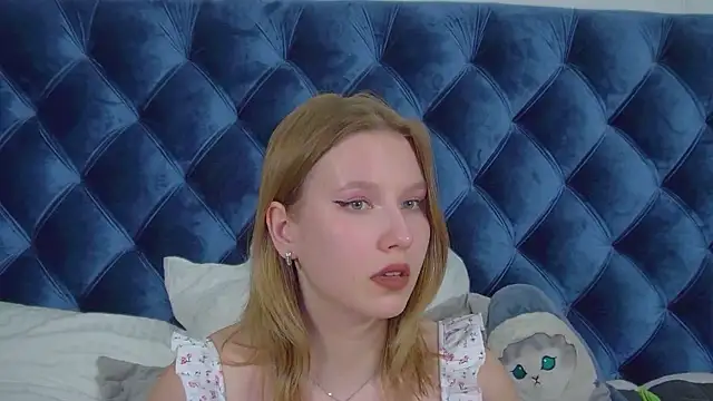 LiliLinn webcam