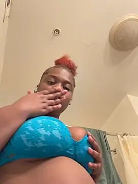 Prettynthick12 webcam