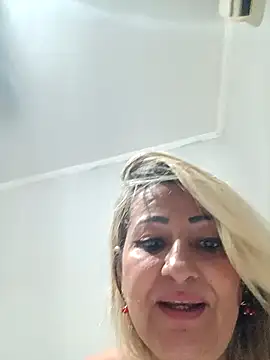 vivifernardes (F mature) - Big squirt