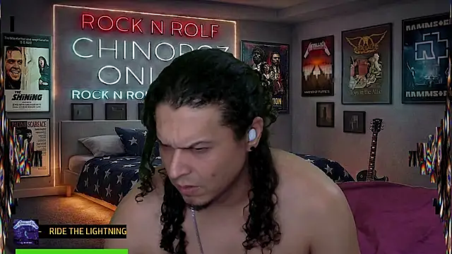 chino_roz webcam